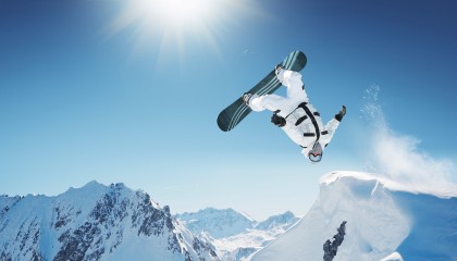 开云体育手机版下载-全黑队精准的传球和快速突破形成强烈的进攻威胁，全黑球衣什么意思