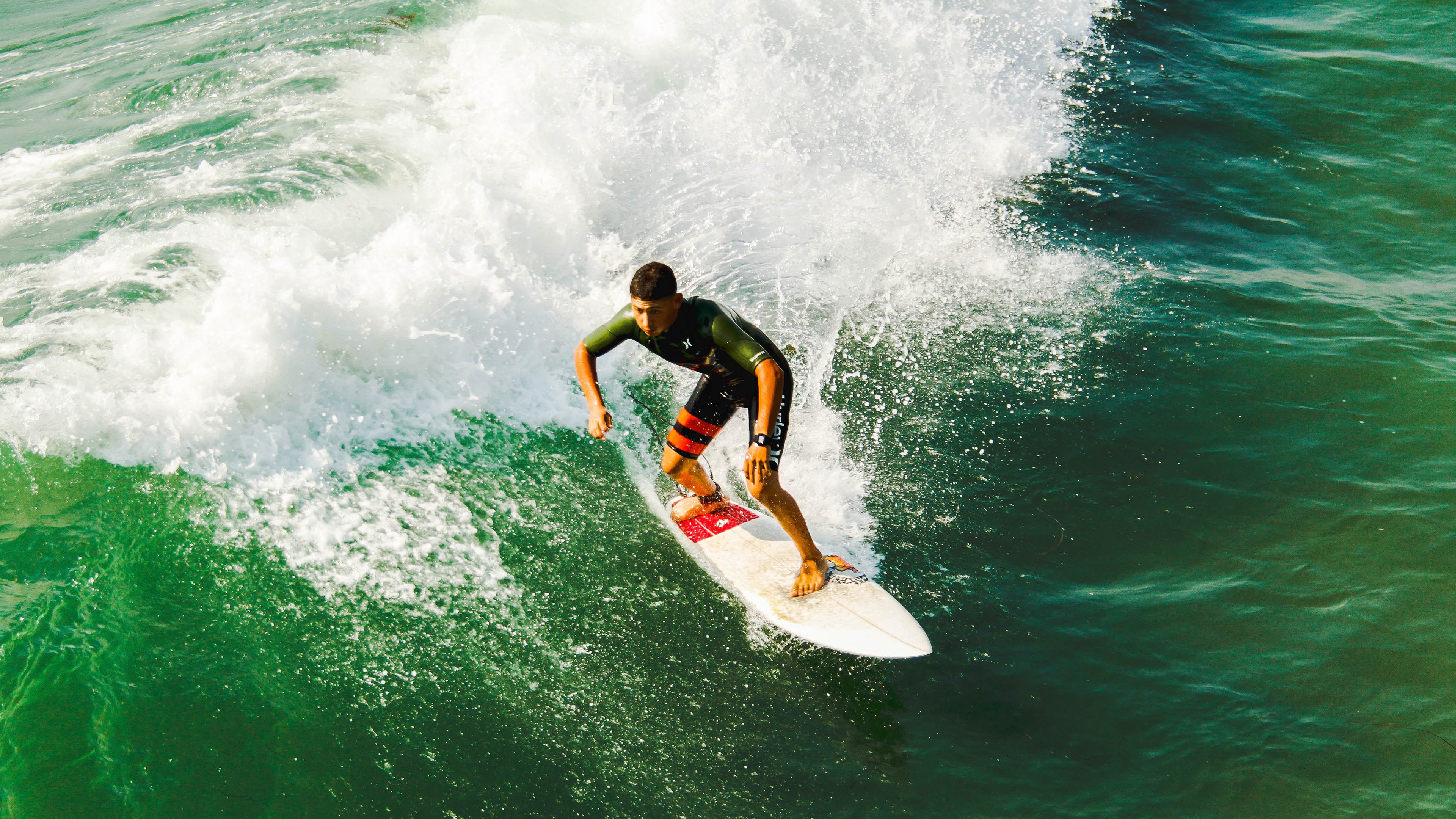 世界杯最震撼的进球：让全世界沸腾的瞬间，世界杯史上十大进球