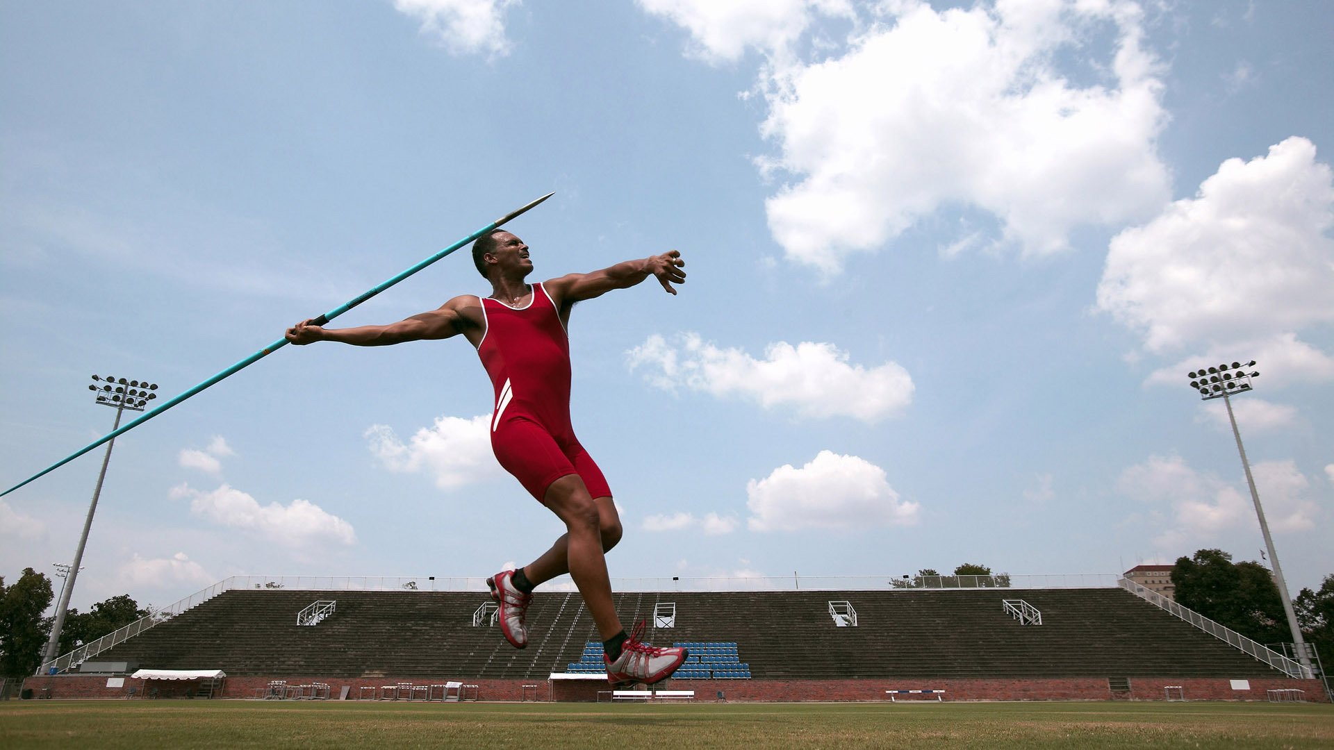 水球淘汰赛瑞士拼搏精神可嘉，水球夺冠